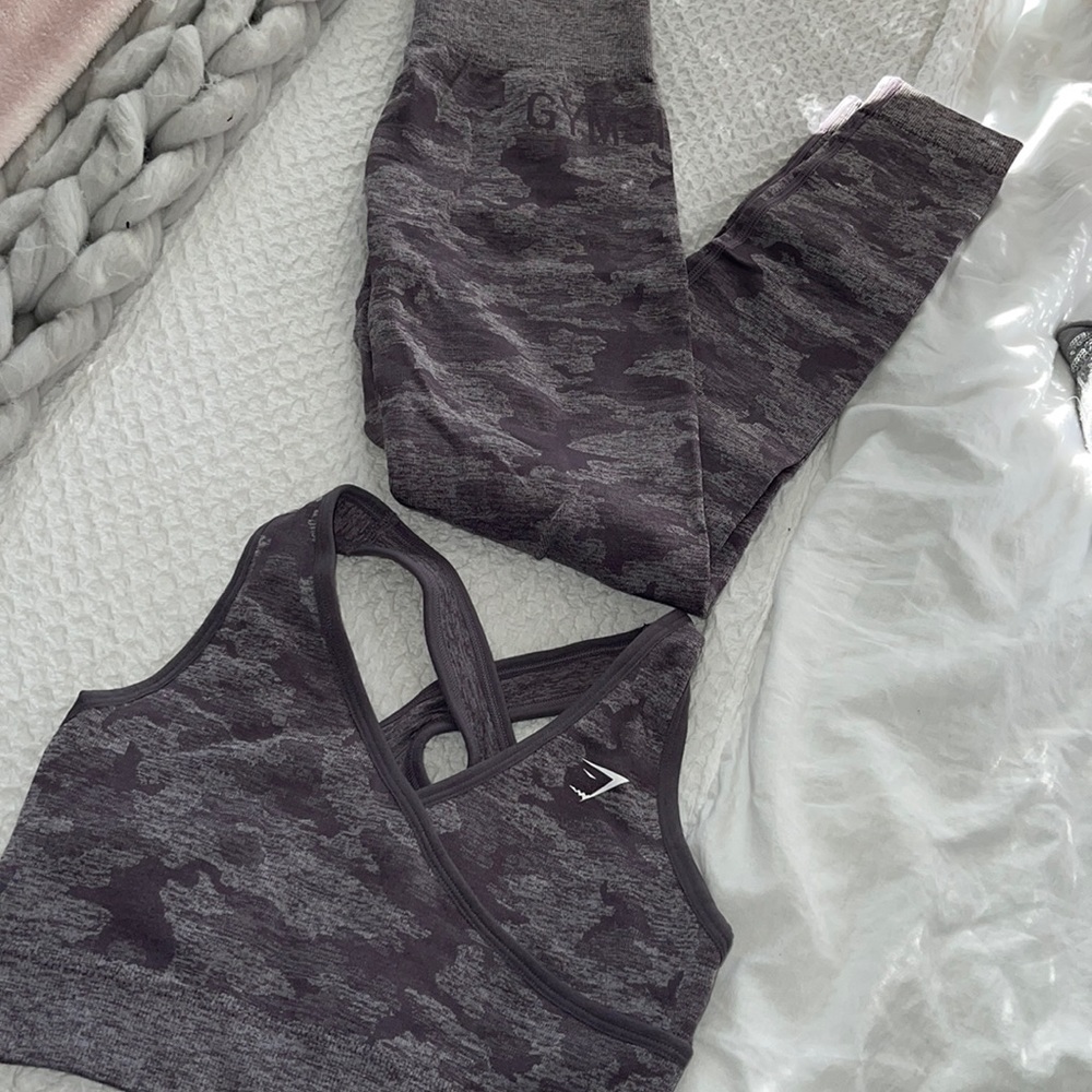 COPY - Gymshark purple camo set XS